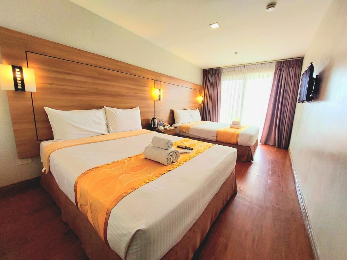 Hotel Tagaytay Sixb 3*